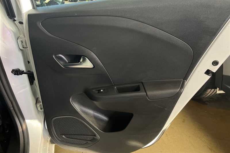 Used Vauxhall Corsa 2023 for sale - 77471920: Photo 42