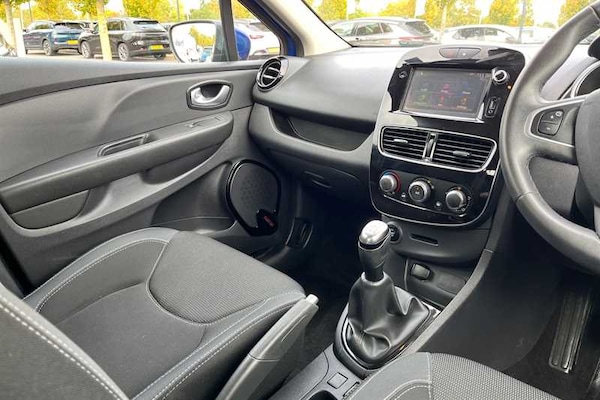 Used Renault Clio 2017 for sale - 76204079: Photo 14