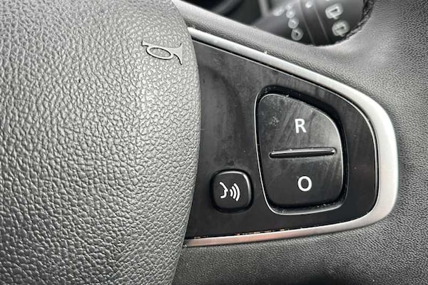 Used Renault Clio 2017 for sale - 76204079: Photo 22