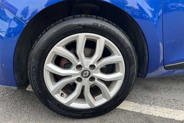Used Renault Clio 2017 for sale - 76204079: Photo 25