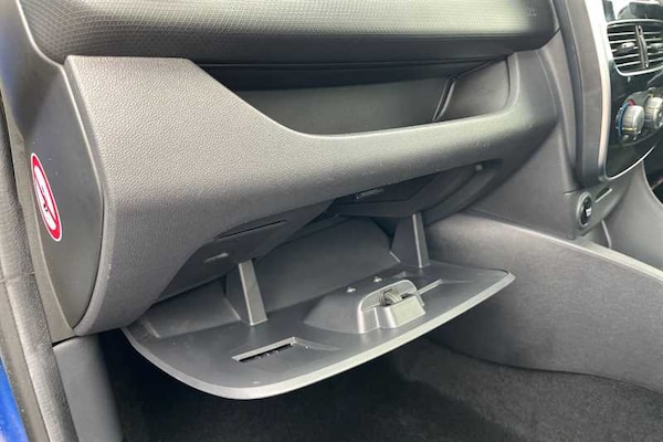Used Renault Clio 2017 for sale - 76204079: Photo 28