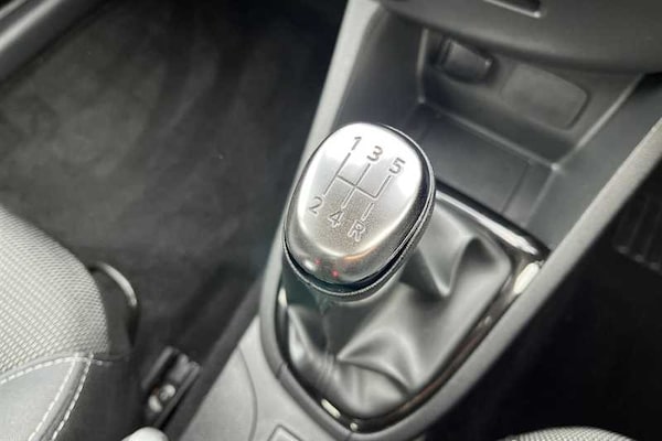 Used Renault Clio 2017 for sale - 76204079: Photo 44