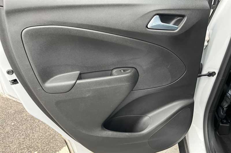 Used Vauxhall Crossland 2022 for sale - 77146188: Photo 30