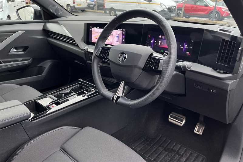 Used Vauxhall Astra 2023 for sale - 76717687: Photo 10