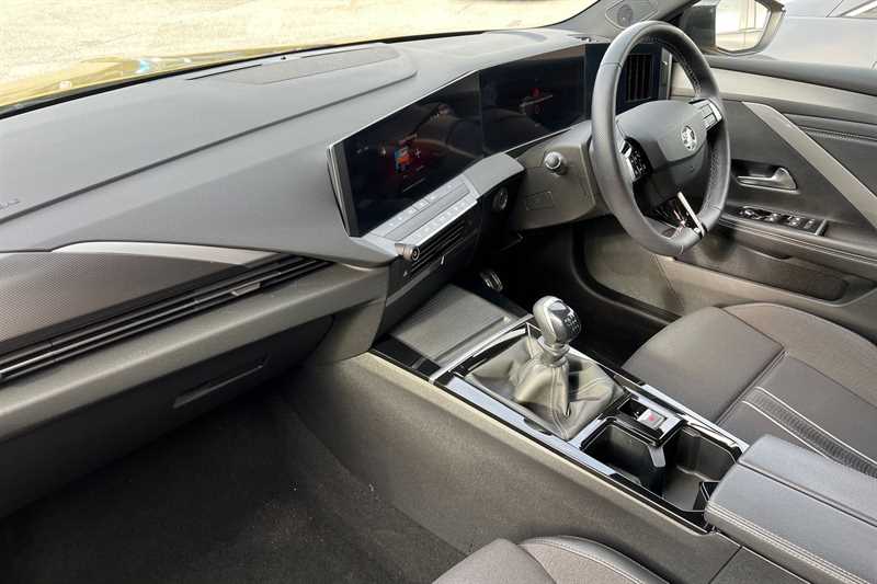 Used Vauxhall Astra 2023 for sale - 76954596: Photo 13