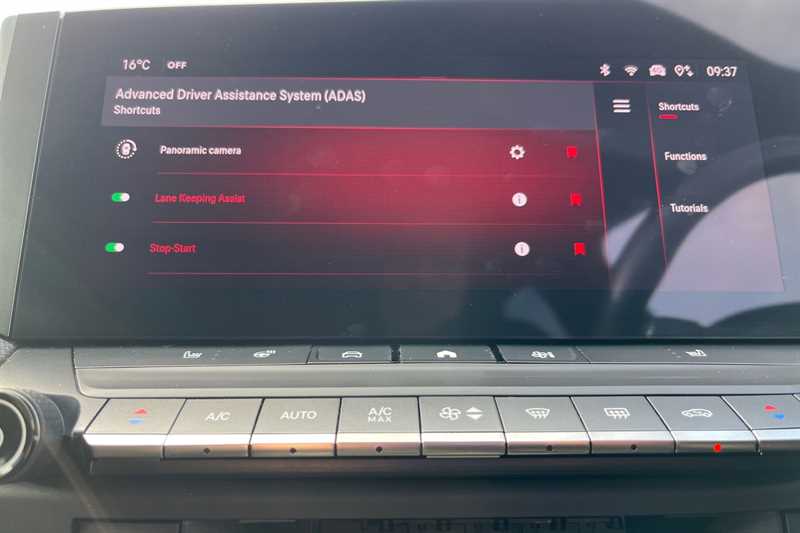 Used Vauxhall Astra 2023 for sale - 76954596: Photo 60