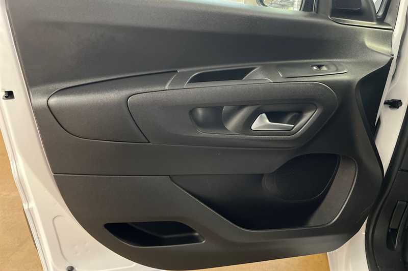 Used Vauxhall Combo 2025 for sale - 78118002: Photo 28