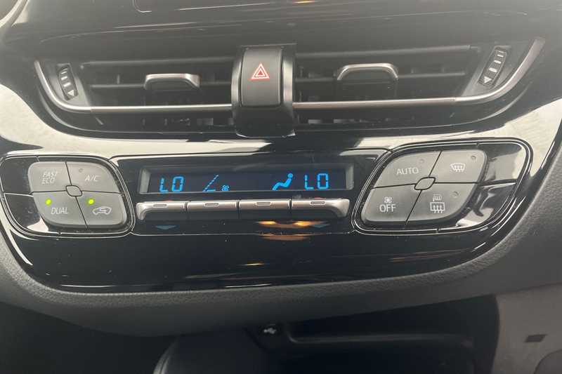 Used Toyota C-HR 2022 for sale - 76459199: Photo 15