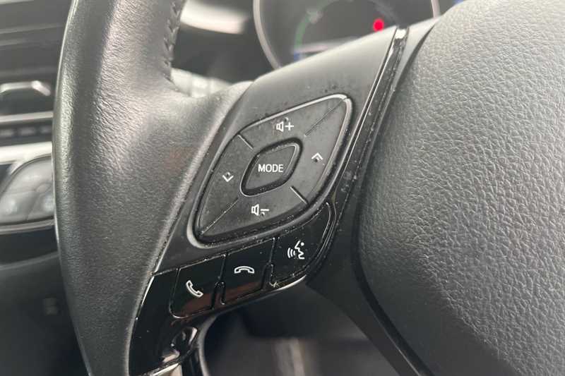 Used Toyota C-HR 2022 for sale - 76459199: Photo 21