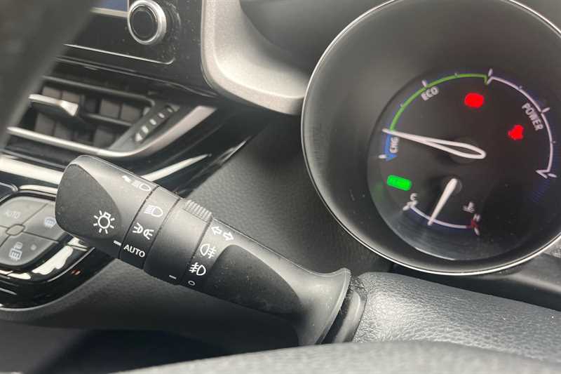 Used Toyota C-HR 2022 for sale - 76459199: Photo 26