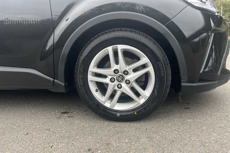 Used Toyota C-HR 2022 for sale - 76459199: Photo 44