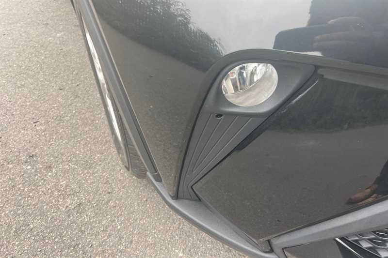 Used Toyota C-HR 2022 for sale - 76459199: Photo 46