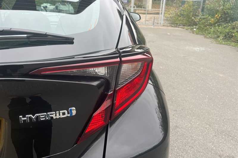 Used Toyota C-HR 2022 for sale - 76459199: Photo 57