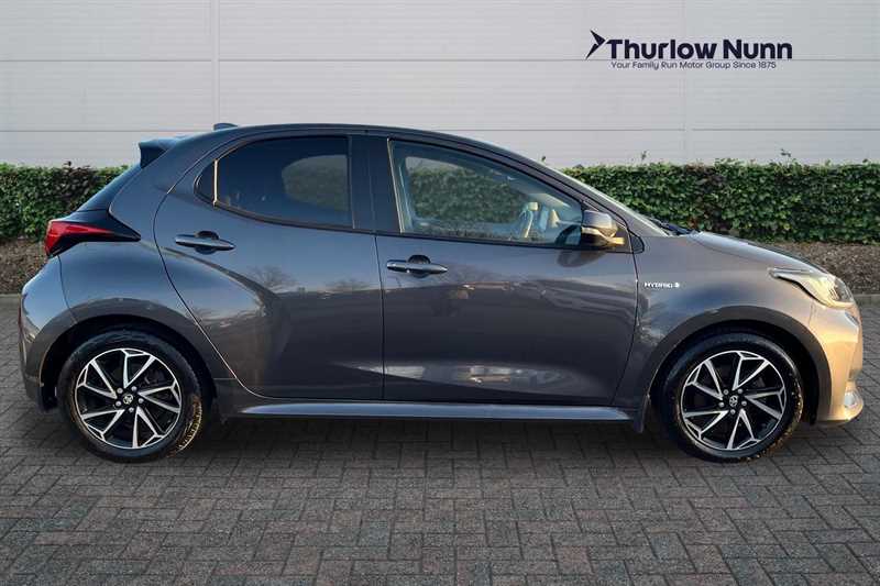 Used Toyota Yaris 2021 for sale - 77471701: Photo 2