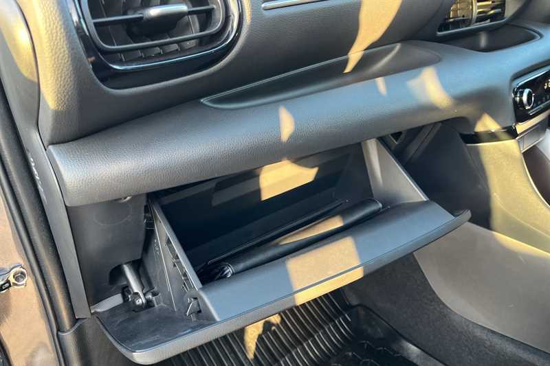 Used Toyota Yaris 2021 for sale - 77471701: Photo 29