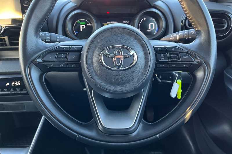 Used Toyota Yaris 2021 for sale - 77471701: Photo 52