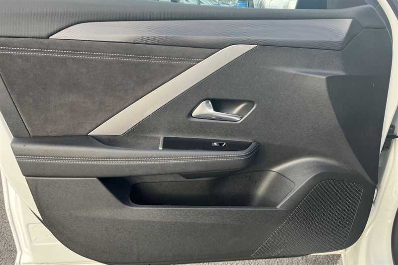 Used Vauxhall Astra 2024 for sale - 76624152: Photo 27