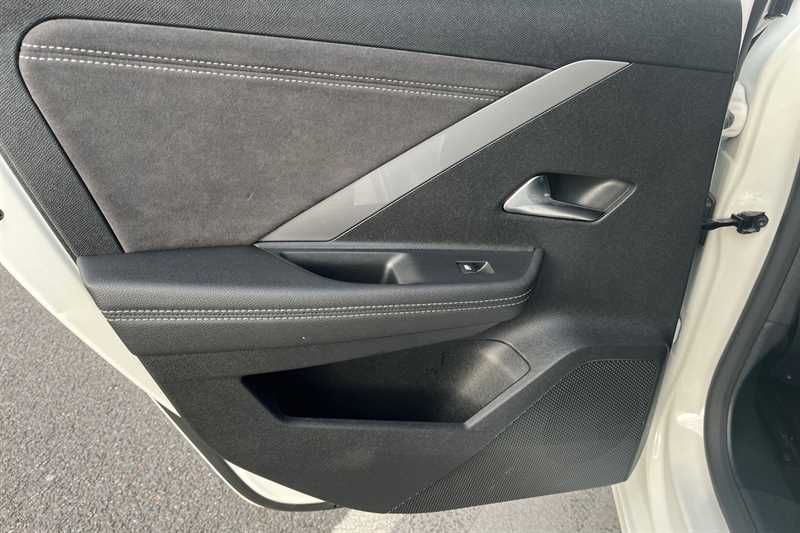 Used Vauxhall Astra 2024 for sale - 76624152: Photo 29