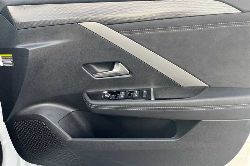 Used Vauxhall Astra 2024 for sale - 76624152: Photo 43