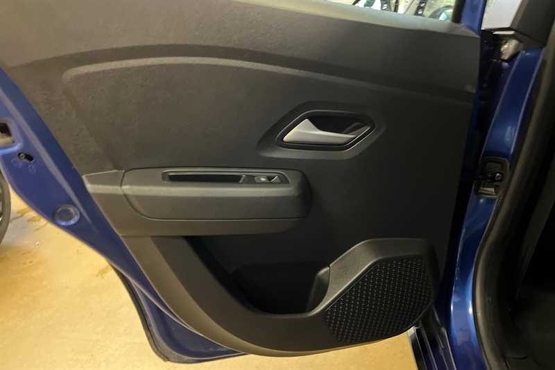 Used Dacia Sandero Stepway 2023 for sale - 77513755: Photo 29