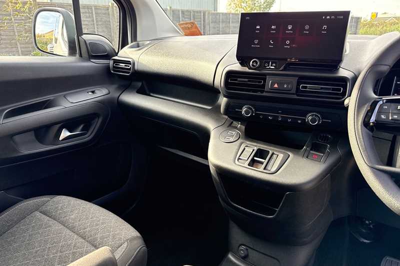 Used Vauxhall Combo Life Electric for sale - 76915304: Photo 14