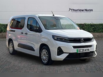 Used Vauxhall Combo Life Electric undefined for sale - 76915304: Photo