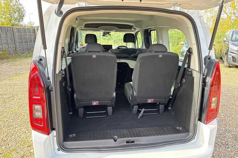 Used Vauxhall Combo Life Electric for sale - 76915304: Photo 37