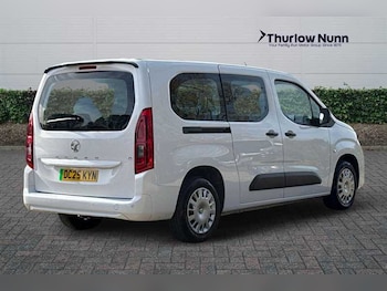 Used Vauxhall Combo Life Electric undefined for sale - 76915304: Photo