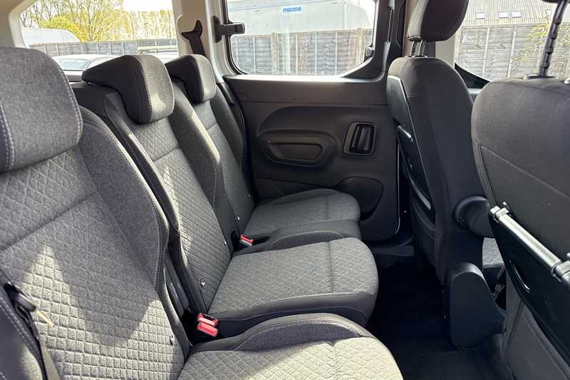 Used Vauxhall Combo Life Electric for sale - 76915304: Photo 40