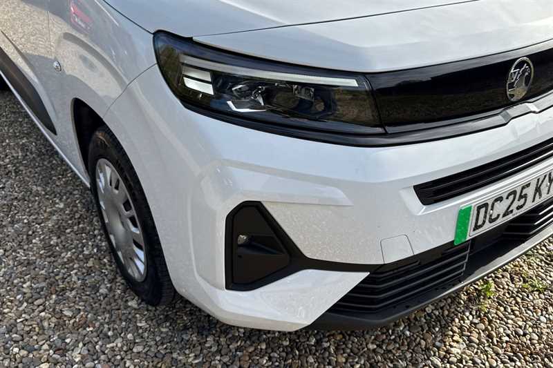 Used Vauxhall Combo Life Electric for sale - 76915304: Photo 52