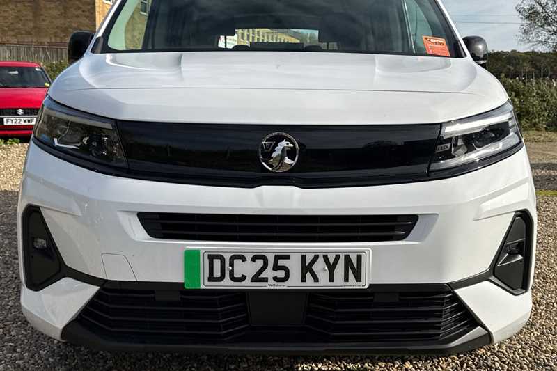 Used Vauxhall Combo Life Electric for sale - 76915304: Photo 53