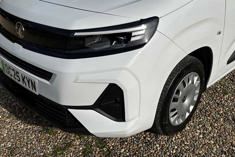 Used Vauxhall Combo Life Electric for sale - 76915304: Photo 54