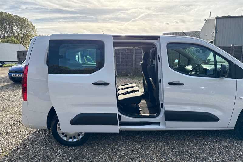Used Vauxhall Combo Life Electric for sale - 76915304: Photo 56