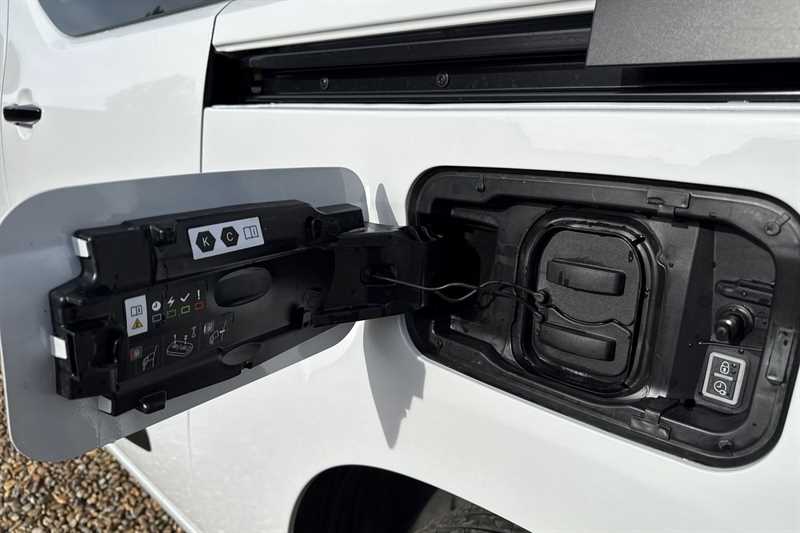 Used Vauxhall Combo Life Electric for sale - 76915304: Photo 57