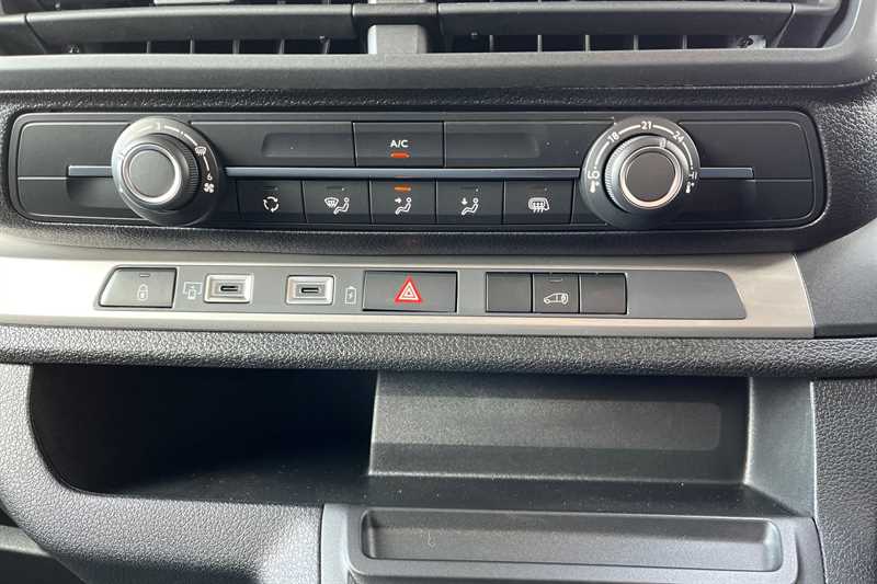 Used Vauxhall Vivaro Electric 2024 for sale - 76339029: Photo 15