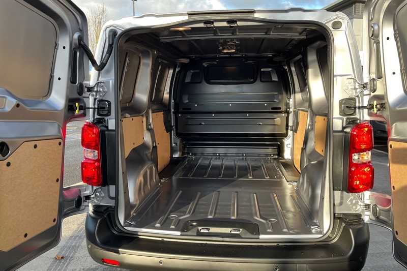 Used Vauxhall Vivaro Electric 2024 for sale - 76339029: Photo 24