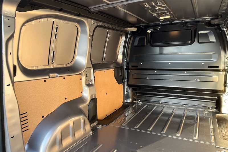 Used Vauxhall Vivaro Electric 2024 for sale - 76339029: Photo 42