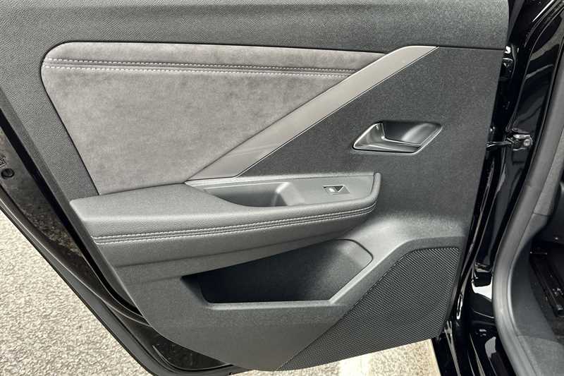 Used Vauxhall Astra 2024 for sale - 76928256: Photo 29