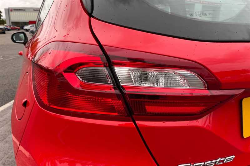 Used Ford Fiesta 2018 for sale - 77145945: Photo 38