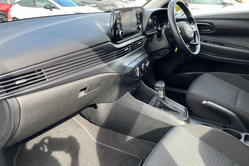 Used Hyundai i20 2023 for sale - 76731823: Photo 13