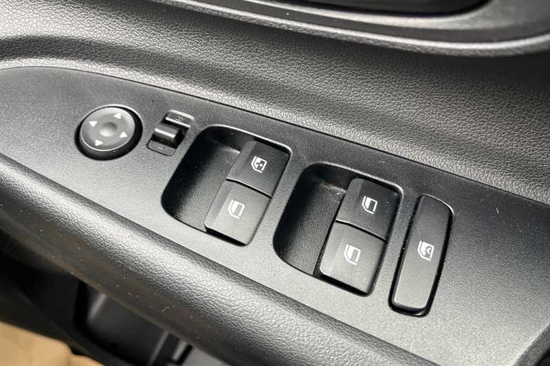 Used Hyundai i20 2023 for sale - 76731823: Photo 16