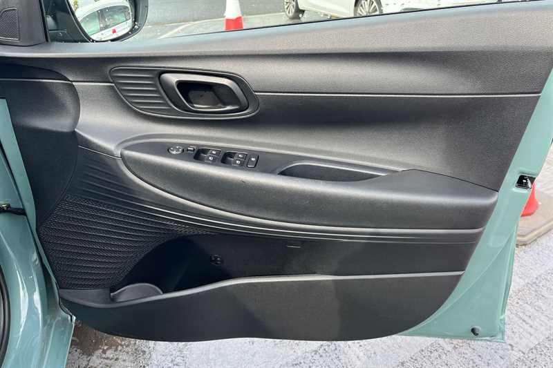 Used Hyundai i20 2023 for sale - 76731823: Photo 45