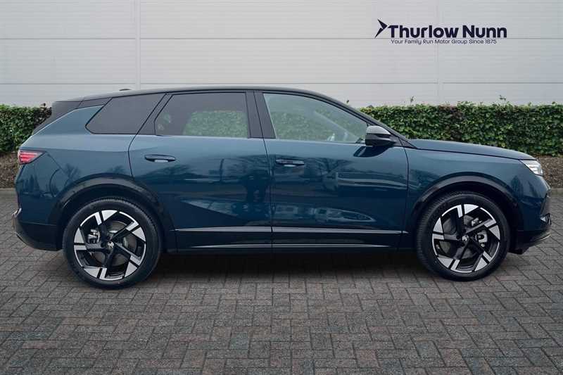 Used Vauxhall Grandland 2024 for sale - 76928237: Photo 2