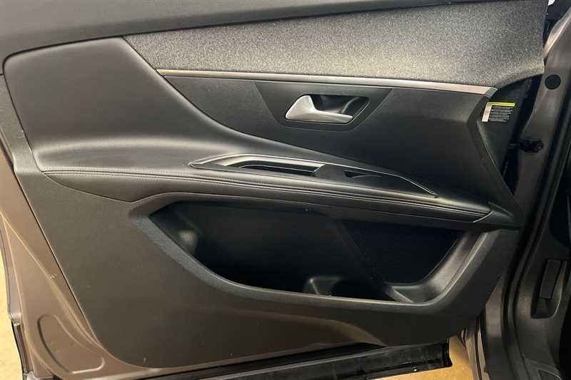 Used Peugeot 5008 2018 for sale - 77471454: Photo 27