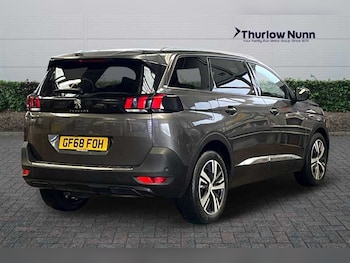 Used Peugeot 5008 2018 for sale - 77471454: Photo