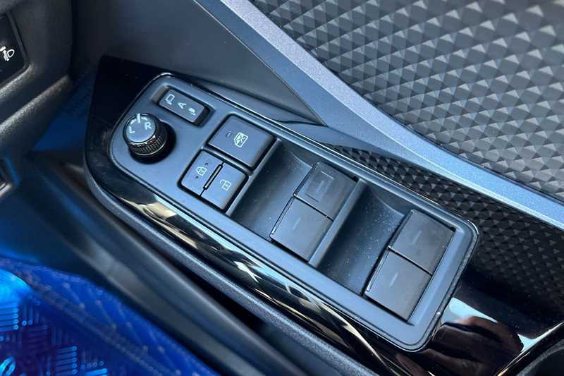 Used Toyota C-HR 2021 for sale - 77627728: Photo 16