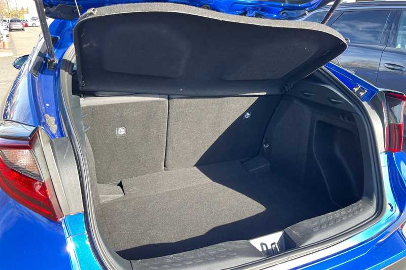 Used Toyota C-HR 2021 for sale - 77627728: Photo 24