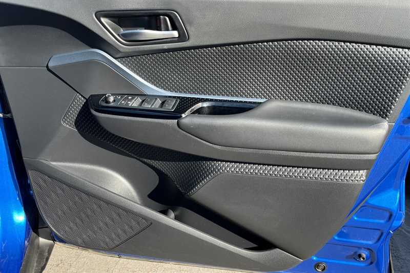 Used Toyota C-HR 2021 for sale - 77627728: Photo 44