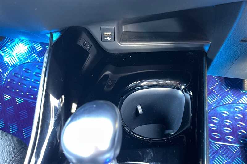 Used Toyota C-HR 2021 for sale - 77627728: Photo 45