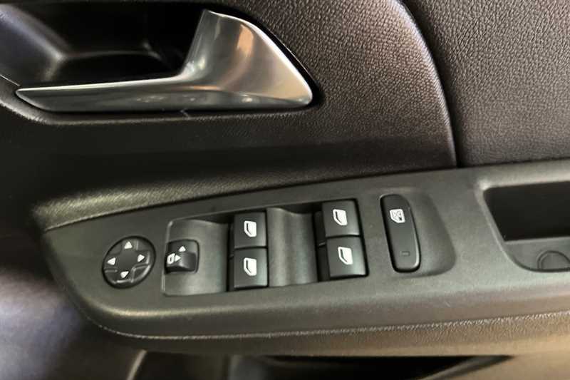 Used Vauxhall Corsa 2024 for sale - 77472090: Photo 16